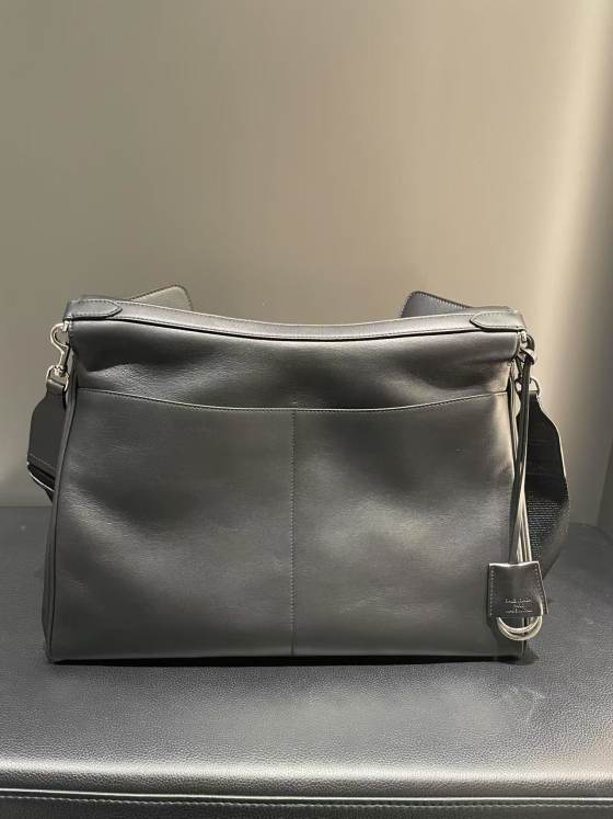 Image 8 of Balenciaga Men's Rodeo Messenger Bag Medium in Black